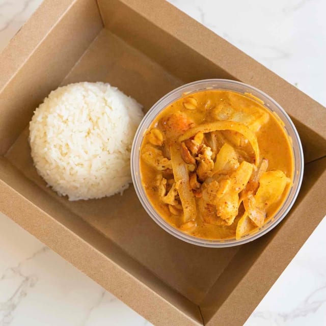 Massaman Curry - Thai Curry with Tamarind.